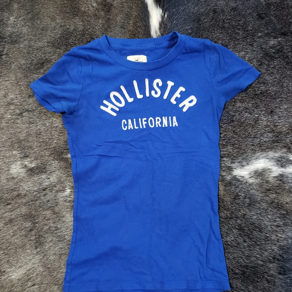 Hollister xs blue tshirt